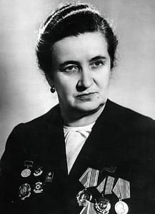 До 110-ї річниці від дня народження професорки Інни Іларіонівни Крижанівської (1913 – 2004 рр.) 1 krizhanovskai