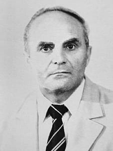 До 90-ої річниці від дня народження професора В. Г. Харченка 1 harchenko